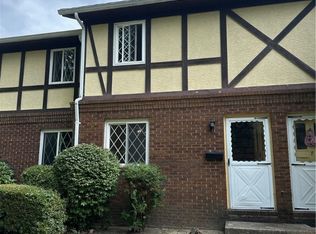 8180 Deepwood Blvd UNIT 8, Mentor, OH 44060