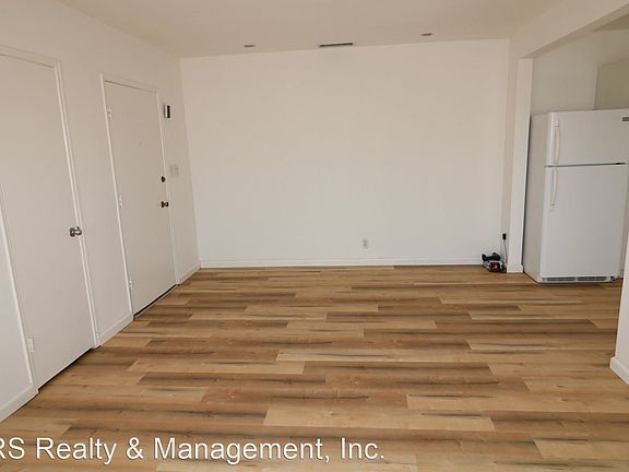 5th image of 1435 N Fairfax Ave APT 14