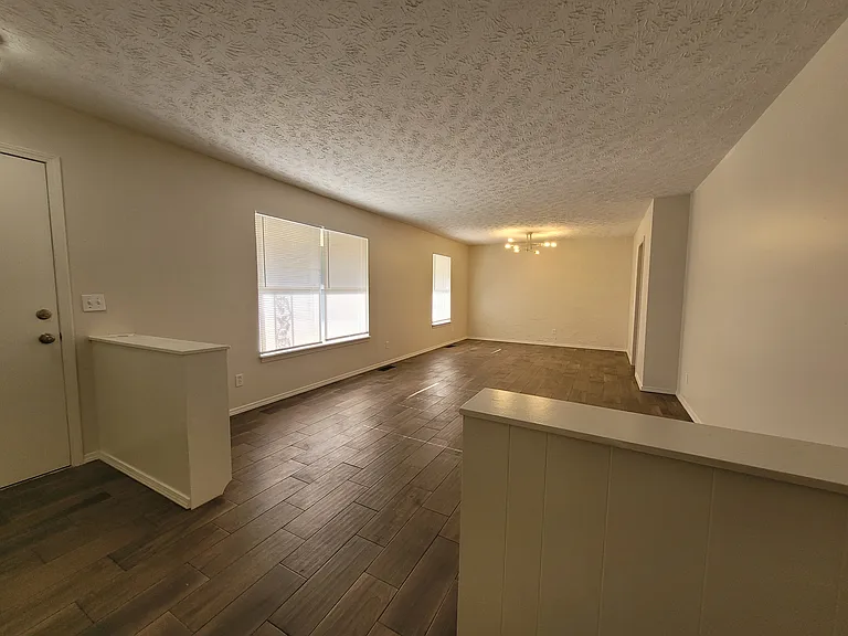 1203 Garner Ave — Photo 10