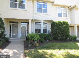 113 Dresher Woods Dr, Dresher, PA 19025