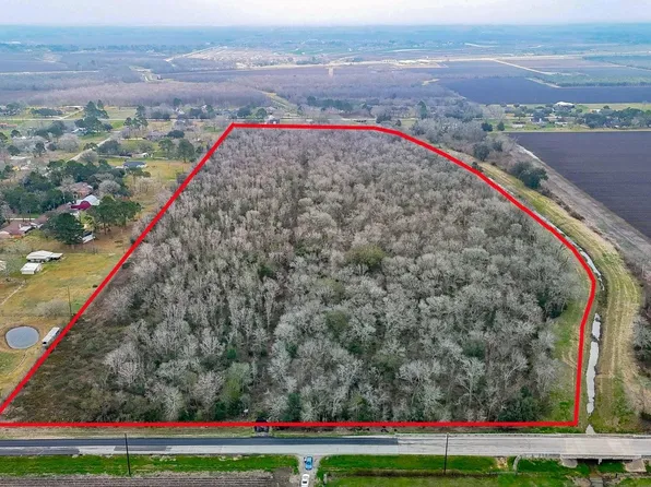 5105 Fenske Ln, Needville, TX 77461