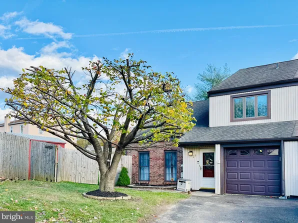 29 Log Pond Dr, Horsham, PA 19044