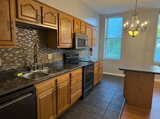 110 1/2 W 6th St #1, Bloomington, IN 47404