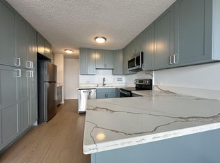 4300 Waialae Ave #B805-1, Honolulu, HI 96816