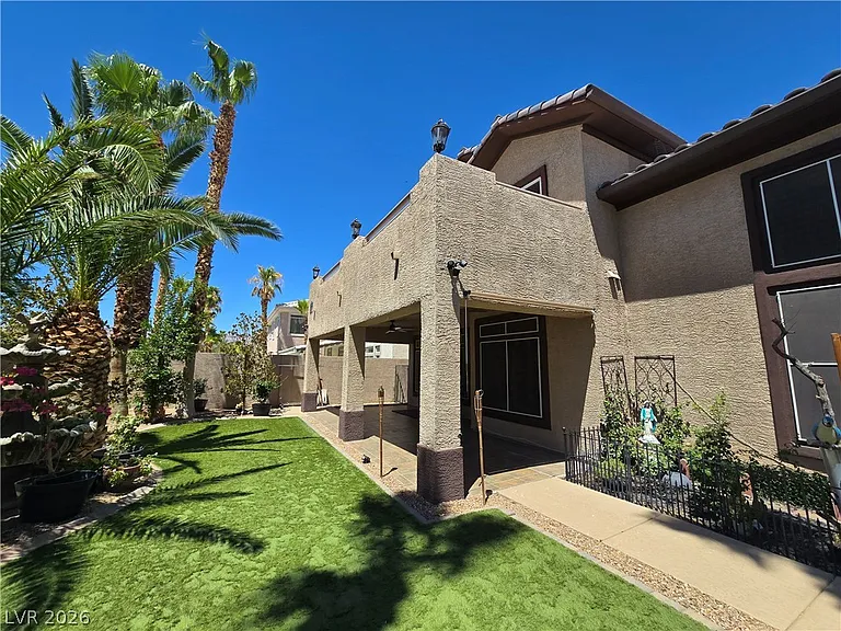 8839 La Manga Ave — Photo 45