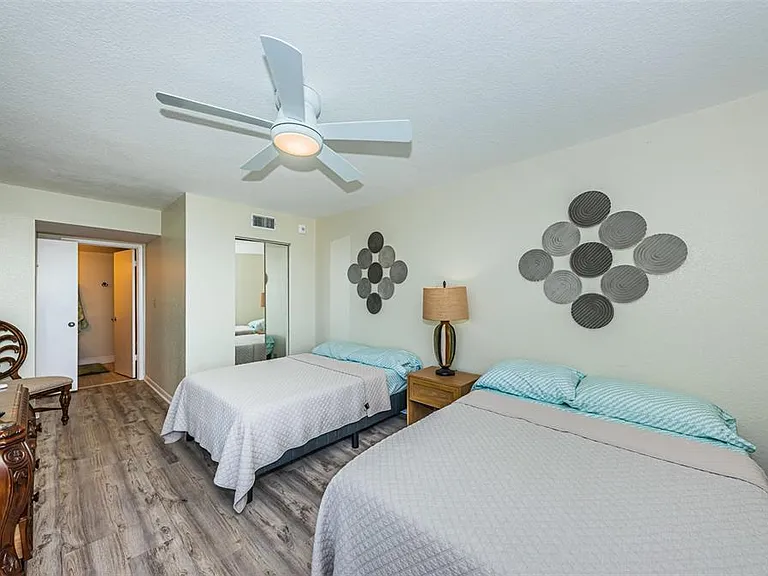 6081 Bahia Del Mar Cir #456 — Photo 11
