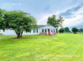 8258 Kines Rd, Warrenton, VA 20187