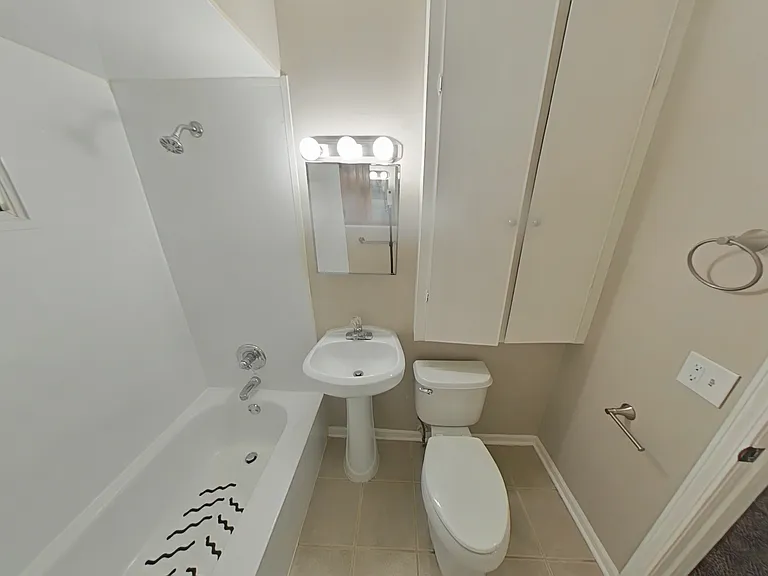 26543 Nagel St — Photo 7