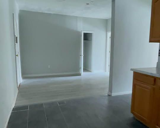2nd image of 382 Clifton Ave #L10