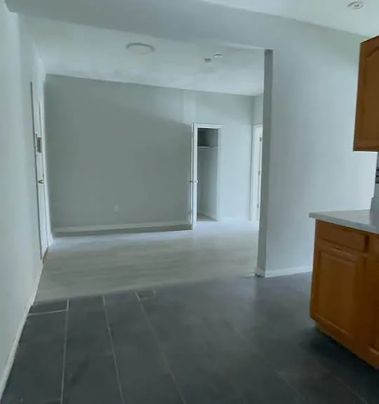 382 Clifton Ave #L10 — Photo 2