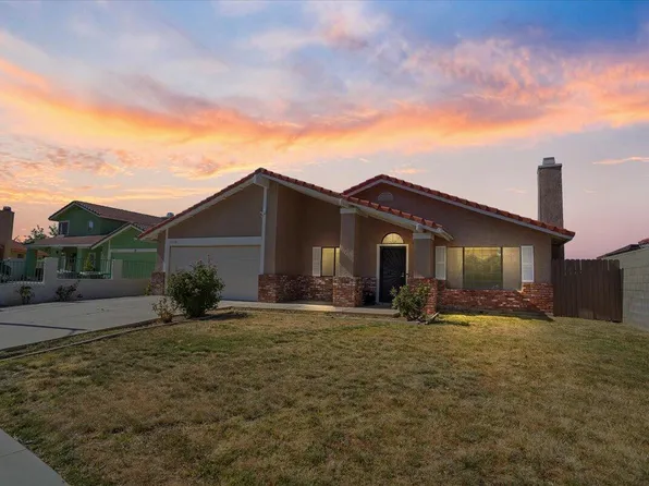 1525 Via Verde Ave, Palmdale, CA 93550