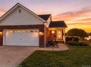 439 Ewell St, Romeo, MI 48065
