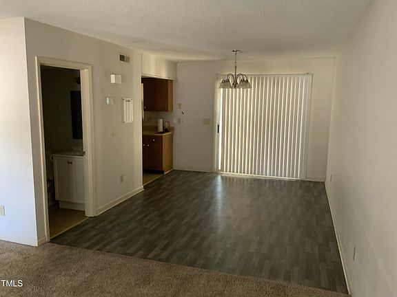 2nd image of 130 Rollingwood Dr