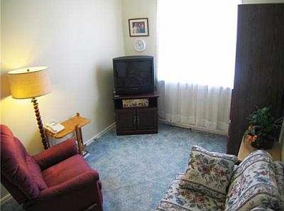 4th image of 325 Kenna Dr