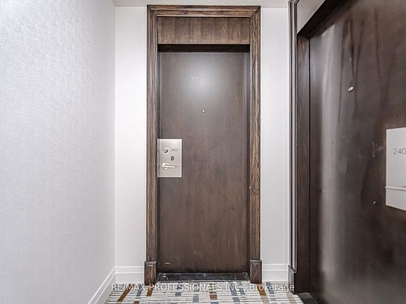 4th image of 3 Michael Power Pl #2407