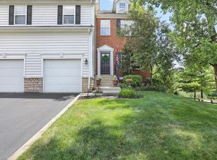 9215 Walker Park Dr, Columbus, OH 43240