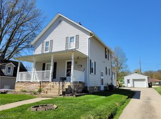 61 S 2nd St, Rittman, OH 44270