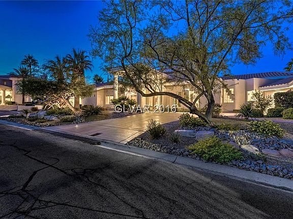 2nd image of 2201 S Tioga Way