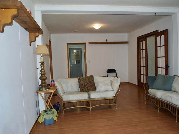 5th image of 60574 Church St