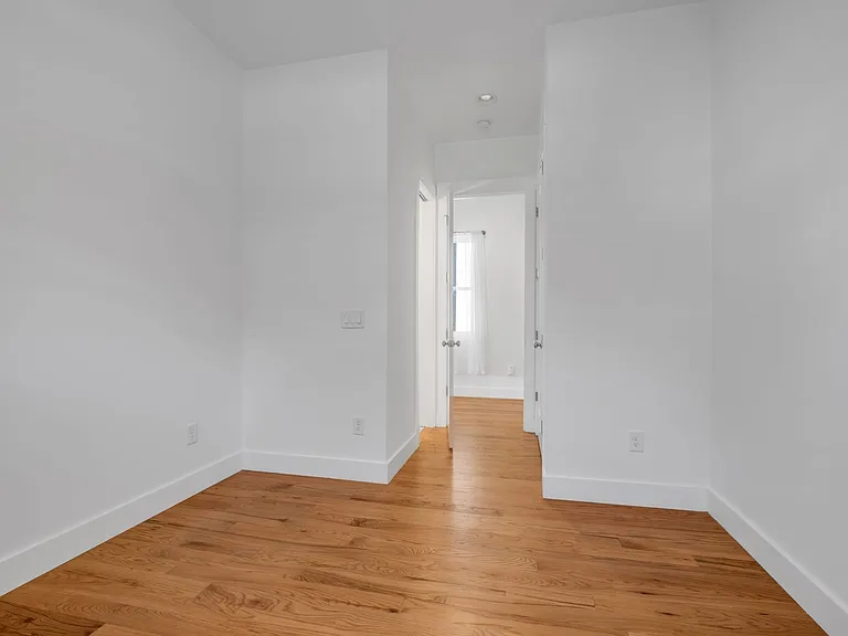 1016B 13th Ave S — Photo 20
