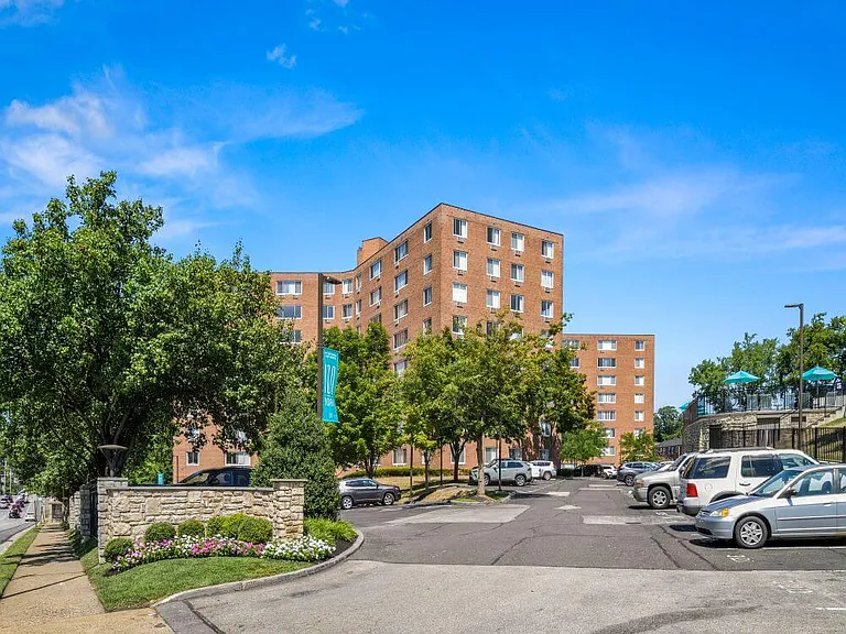 100-york-exteriors-4