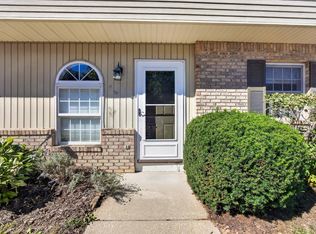 722 E Sherwood Hills Dr, Bloomington, IN 47401