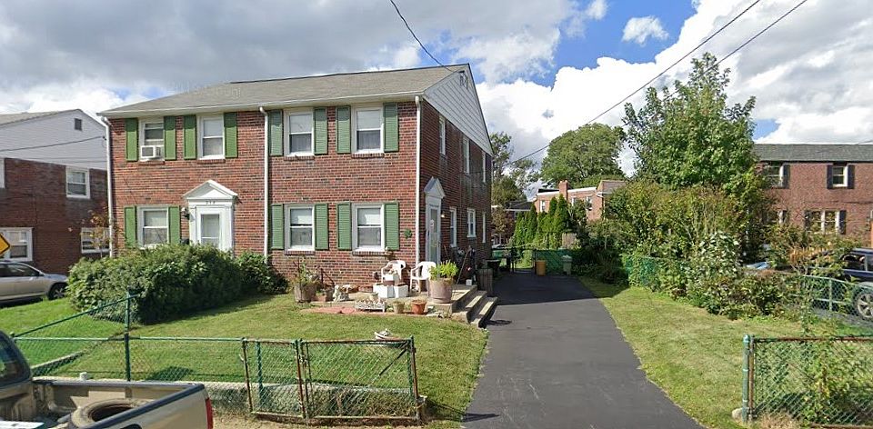 216 Bailey Rd