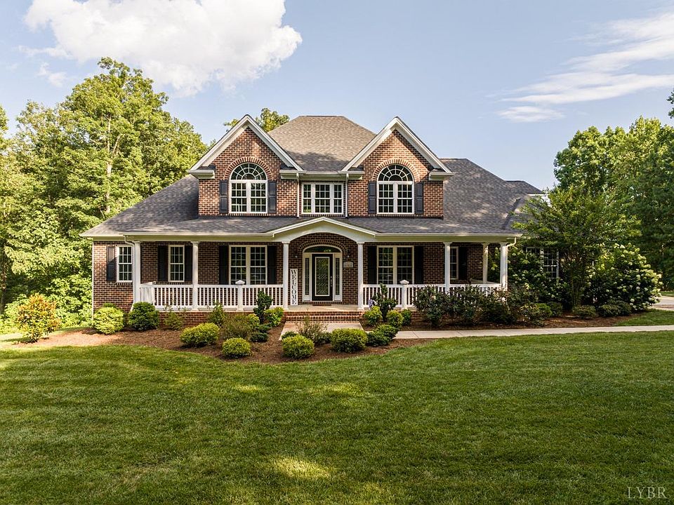 1st image of 734 Woodchuck Dr