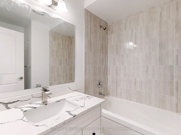 781 Kootenay Path — Photo 23