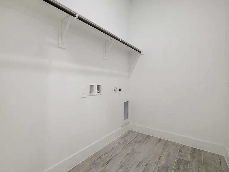 8218 Vitex Ave — Photo 39
