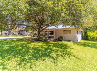 4017 Springbranch Dr, Benbrook, TX 76116