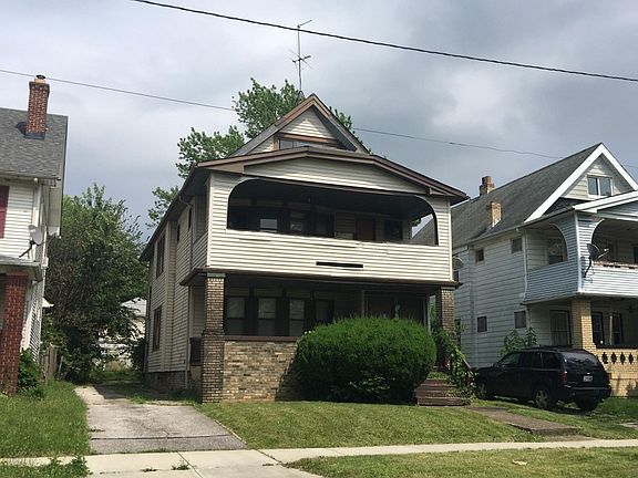 3rd image of 3729 E 151st St