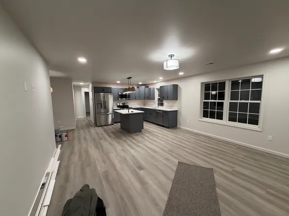 637 Washington Ave #2F, Northampton, PA 18067