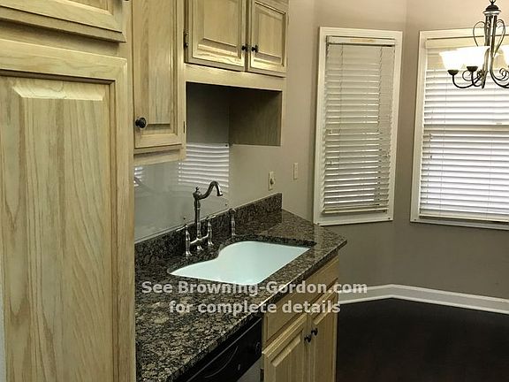 3rd image of 3818 W End Ave APT 208