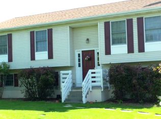 2000 Cedar Hill Rd, Clear Brook, VA 22624