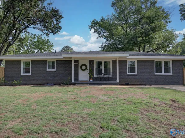4110 McClain Ln NW, Huntsville, AL 35810