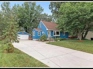 5891 Hodgson Rd, Shoreview, MN 55126