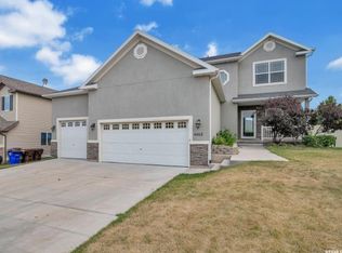4462 E Bridleway Rd, Eagle Mountain, UT 84005