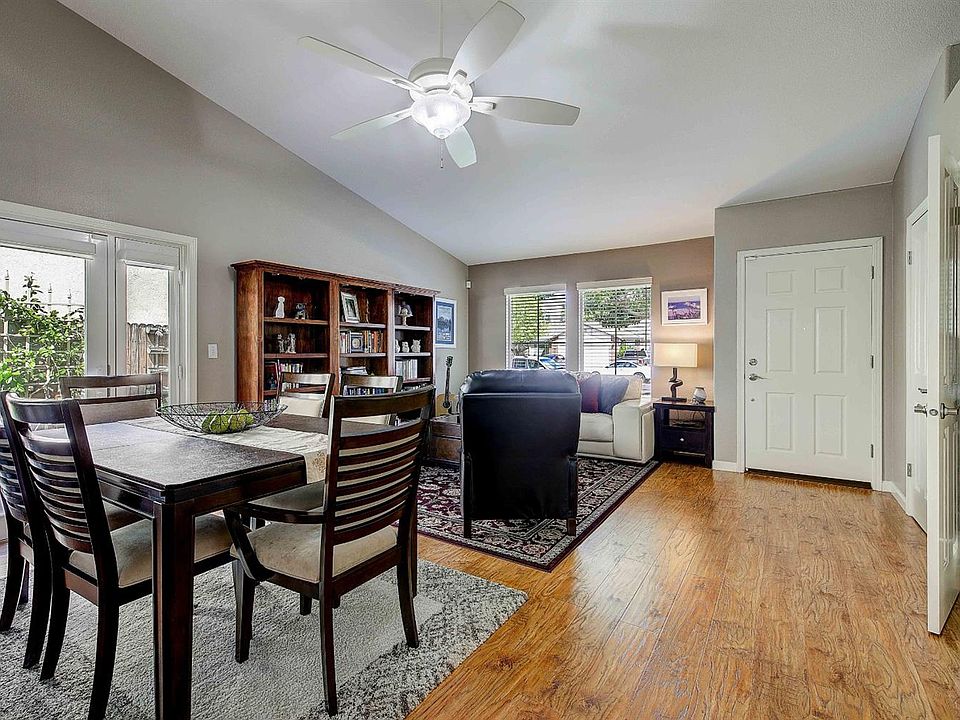 1st image of 609 Belhurst Ct