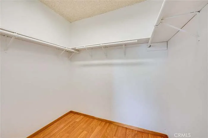 4335 Knoxville Ave — Photo 8