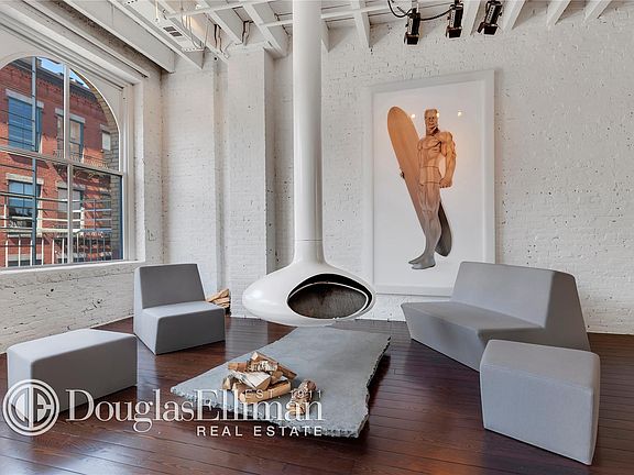 2nd image of 53 Crosby St APT 6