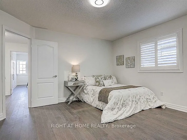 57 Bayswater Ave — Photo 24