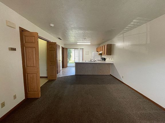 2nd image of 119 Watertower Ct