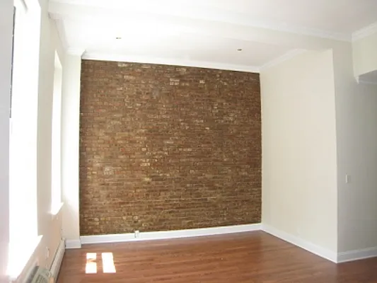 Rented by Citi Habitats | media 17