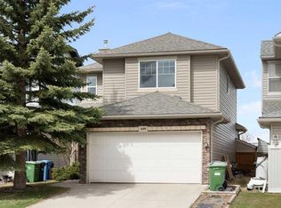 459 S Citadel Meadow Bay NW, Calgary, AB T3G 4Z2