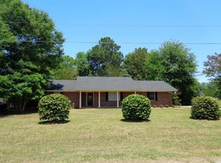 823 Meadow Dr, Atmore, AL 36502