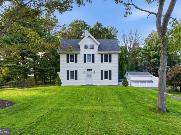 1395 S Concord Rd, West Chester, PA 19382