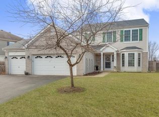 857 Summerhill Dr, Aurora, IL 60506