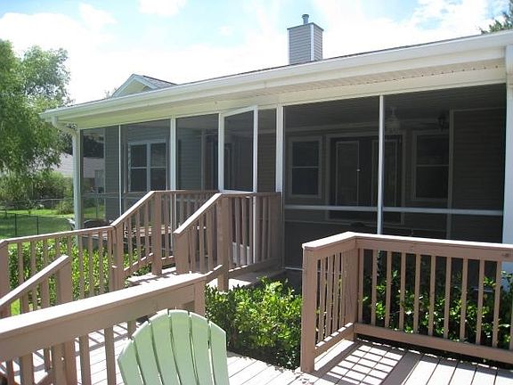 2nd image of 1917 Bay Oaks Cir
