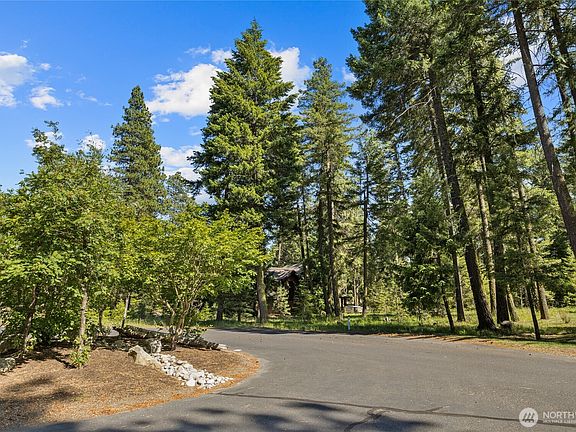 2nd image of 110 Wood Rose Court